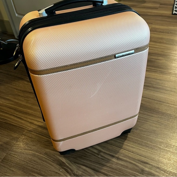 samsonite clearwater ltd SM MALİ MÜŞAVİR DURMUŞ AKSOY - Main Image